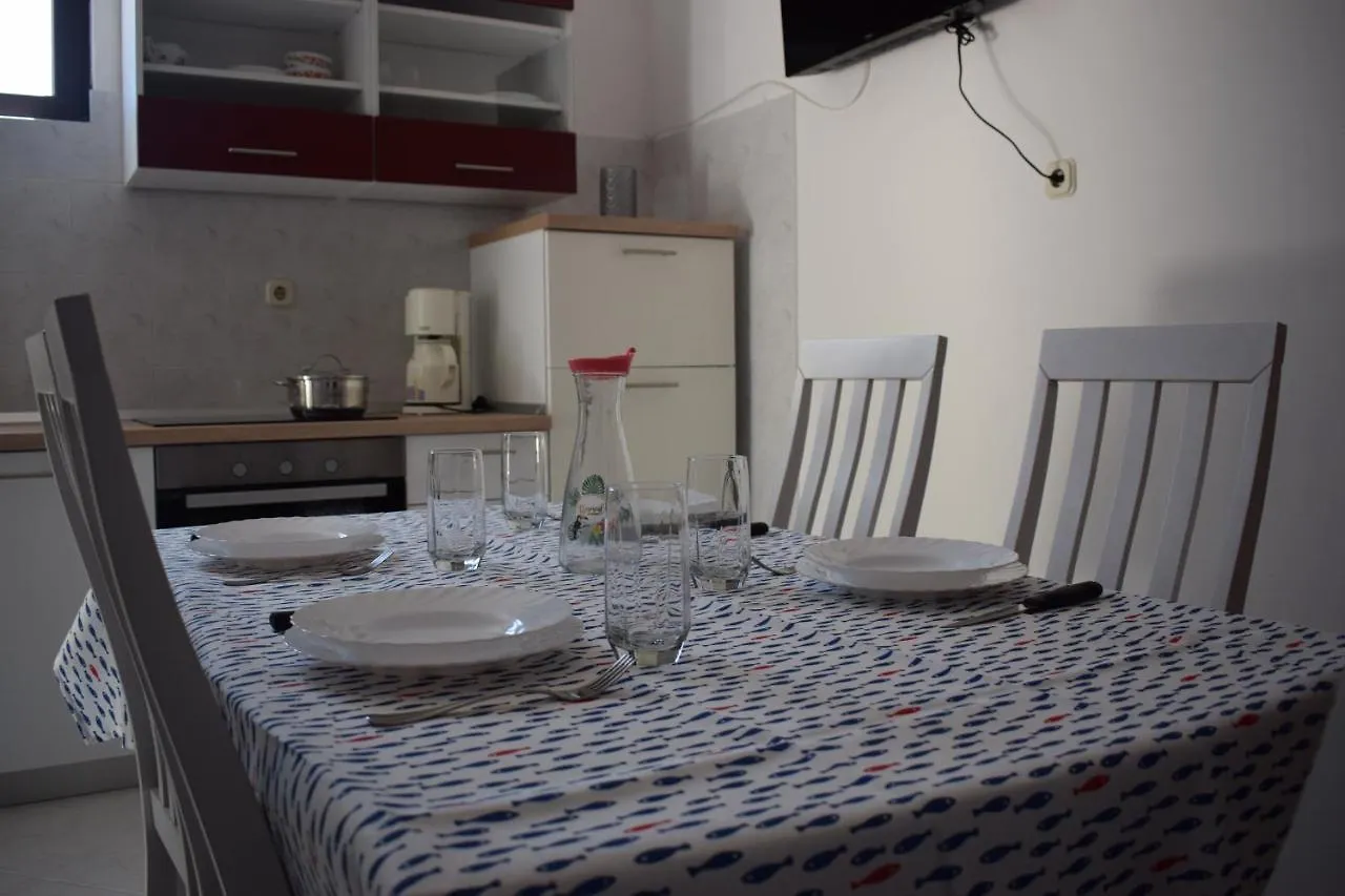 Apartments Regina 1067 Rovinj